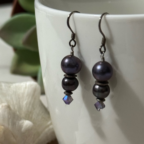 Handmade Beaded Earrings - Picture 1 of 8